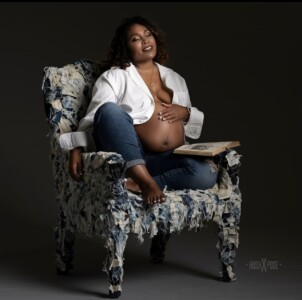 photo shoot of pregnant woman in chair